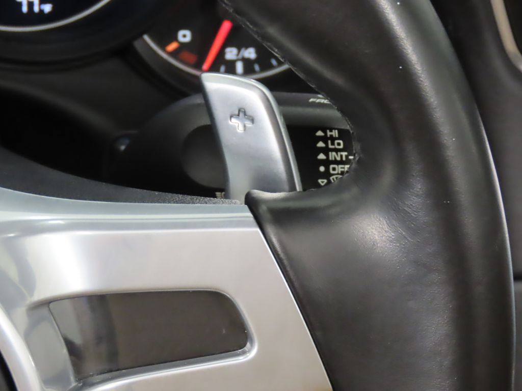 Thumbnail: 2016 Porsche 911 - 29