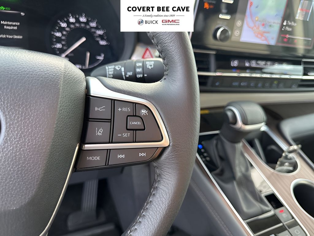 Used Car 2024 Toyota Sienna  Xle For Sale Under $80,000 In Austin, Texas