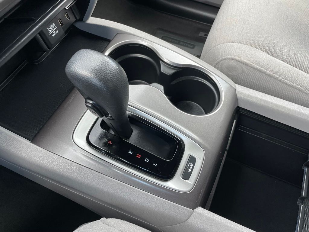 Thumbnail: 2018 Honda Pilot - 20