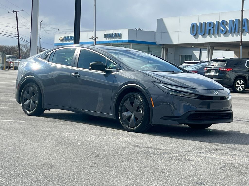 2024 Toyota Prius LE FWD