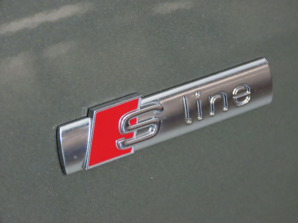 Thumbnail: 2025 Audi A6 - 11