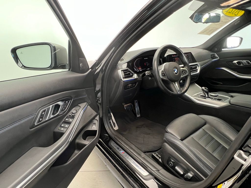 Thumbnail: 2021 BMW 3 Series - 22