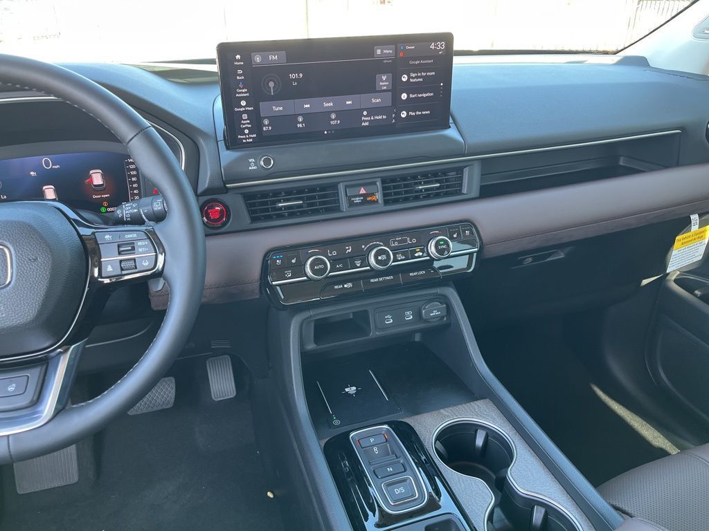 Thumbnail: 2026 Honda Pilot - 10