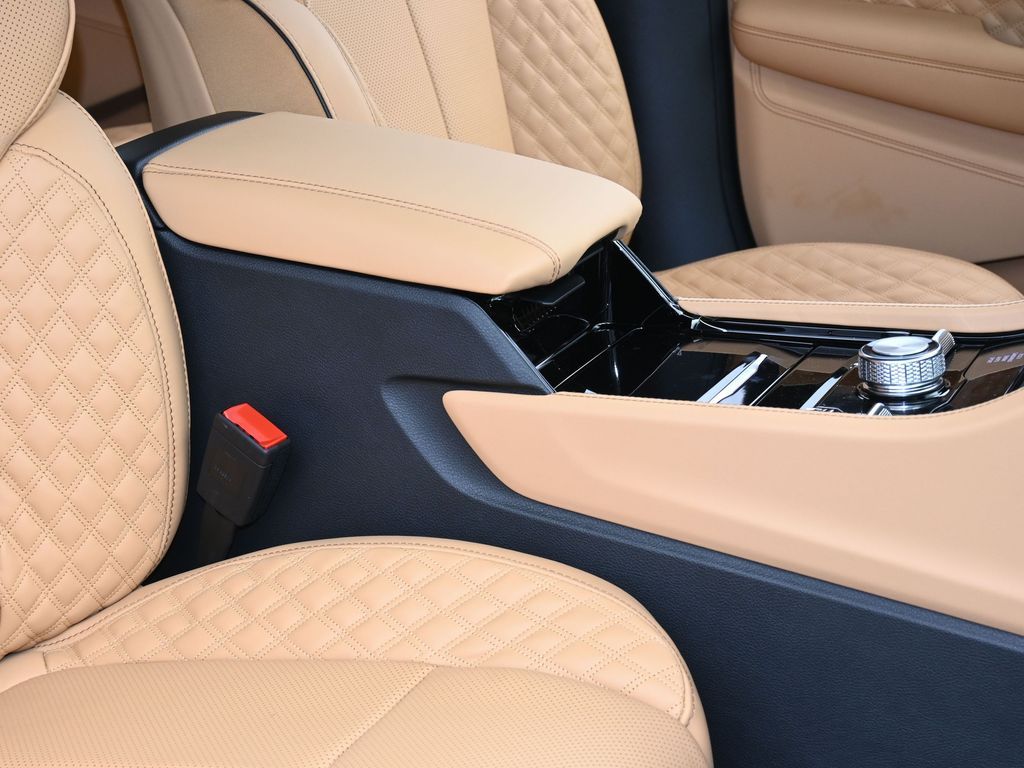 New 2025 Diamond Black Crystal Pearlcoat Jeep Summit image 51