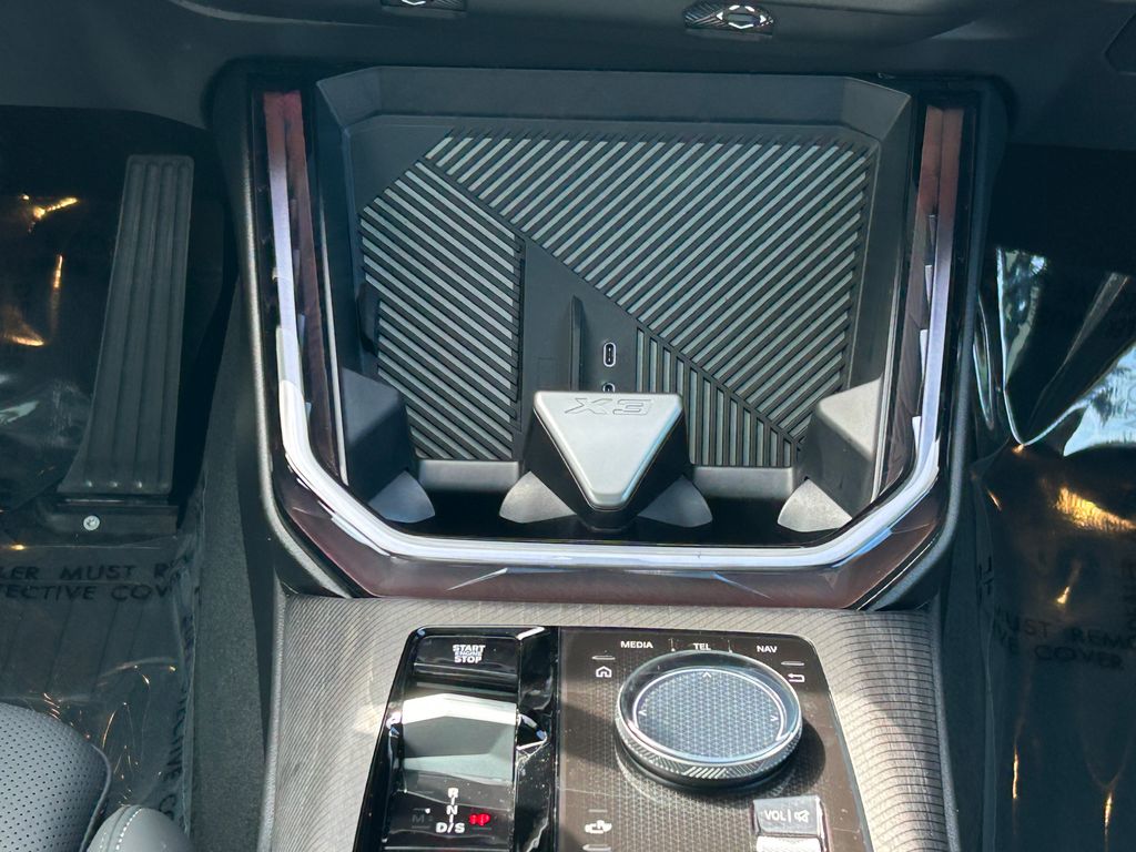 Thumbnail: 2026 BMW X3 - 27
