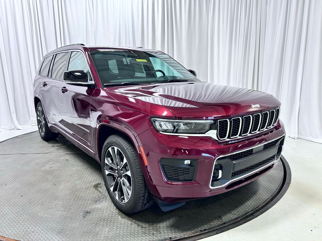 new 2025 Jeep Grand Cherokee L car, priced at $60,253
