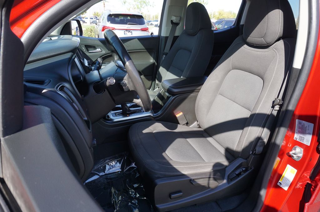 2021 Chevrolet Colorado LT 13