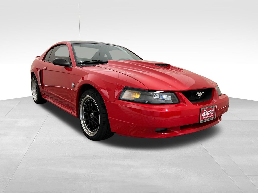 Used 2004 Red Ford GT image 7