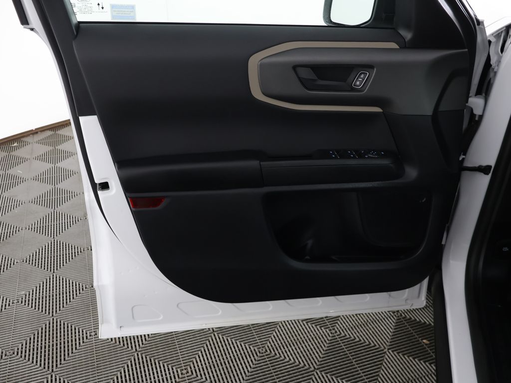 Used 2025 White Ford Big Bend image 21