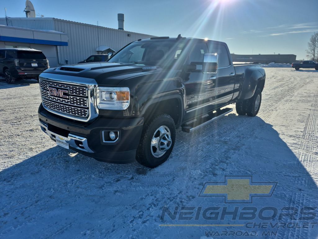 2018 GMC Sierra 3500HD Denali Crew Cab LB DRW 4WD