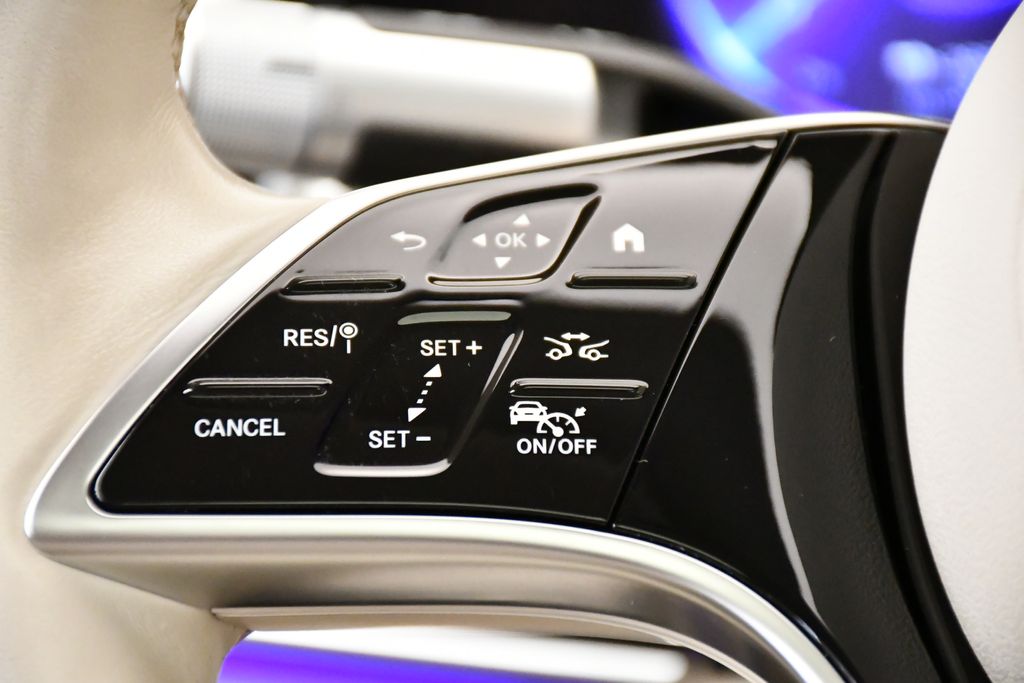 Thumbnail: 2022 Mercedes-Benz EQS - 21