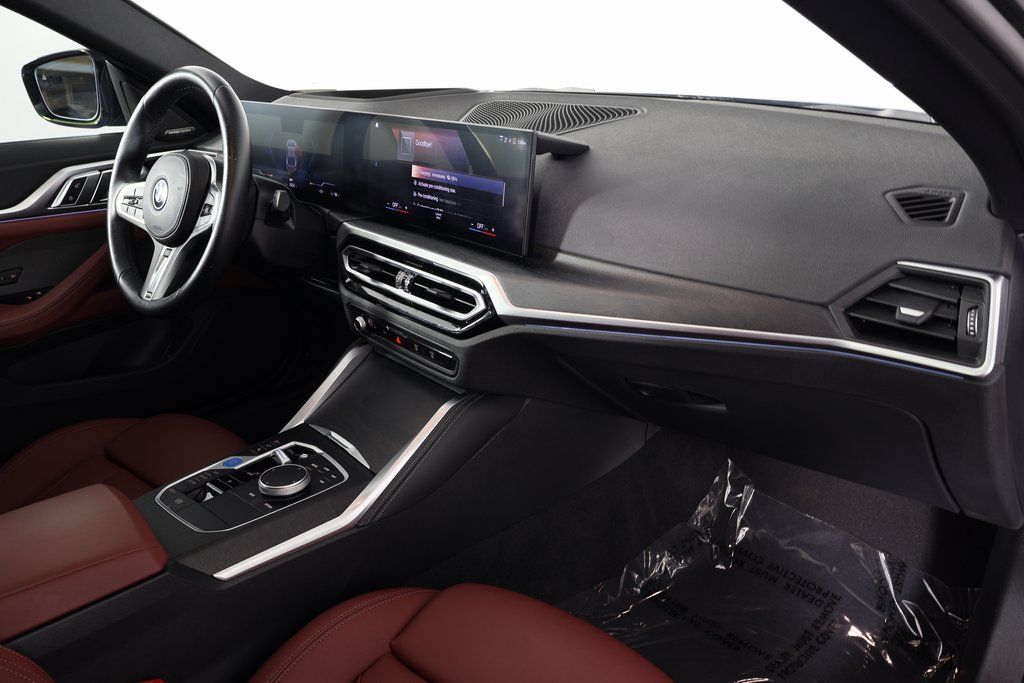 Thumbnail: 2023 BMW i4 - 9