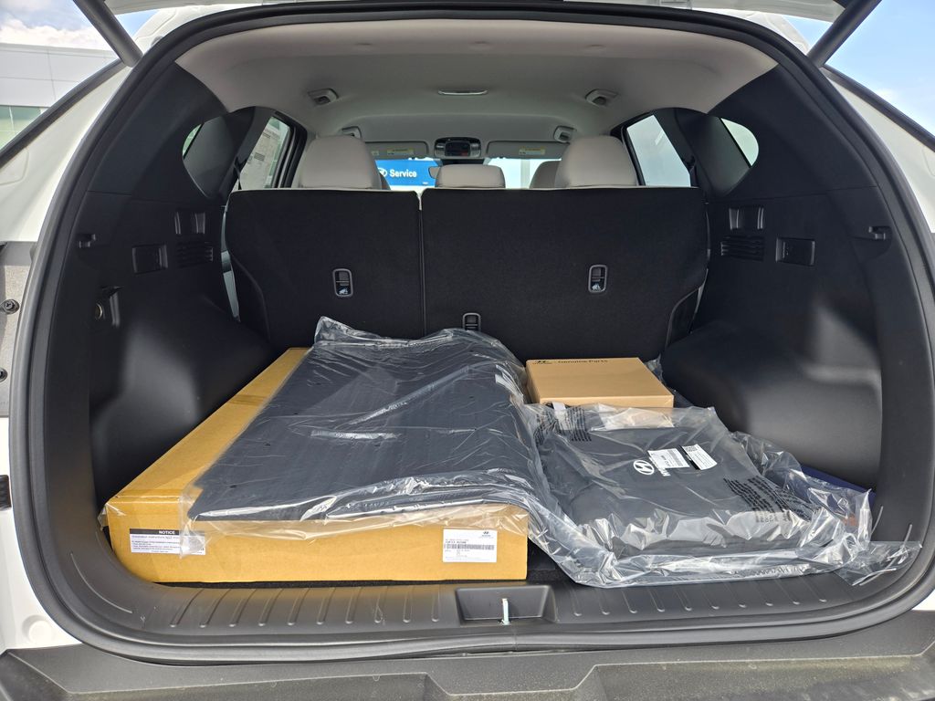 2025 Hyundai Tucson SEL 23
