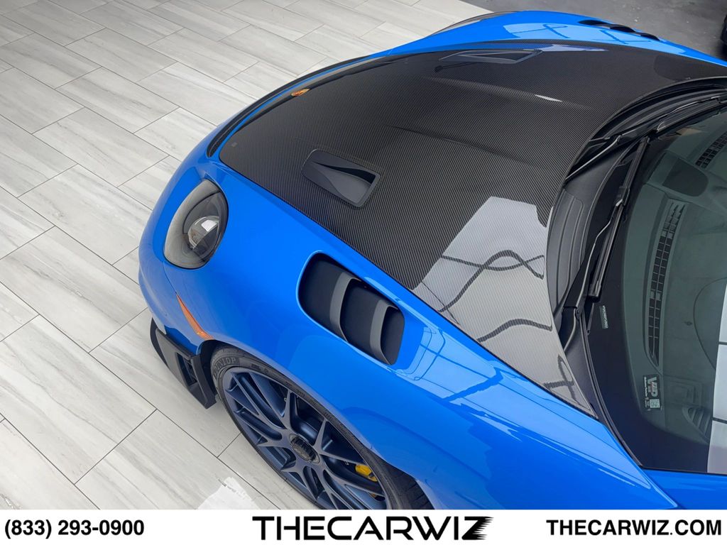 2023 Porsche 718 Cayman