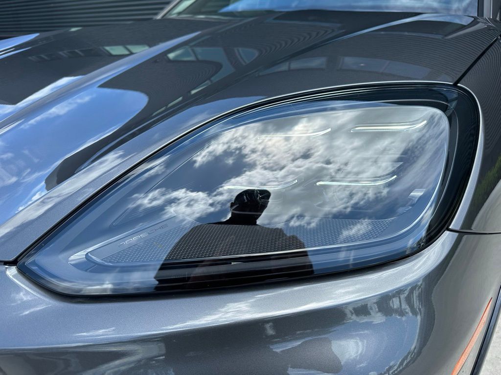 Thumbnail: 2025 Porsche Cayenne - 13
