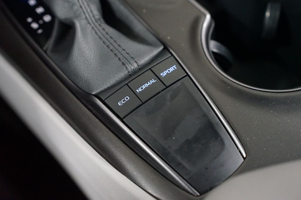 Thumbnail: 2024 Toyota Camry - 31