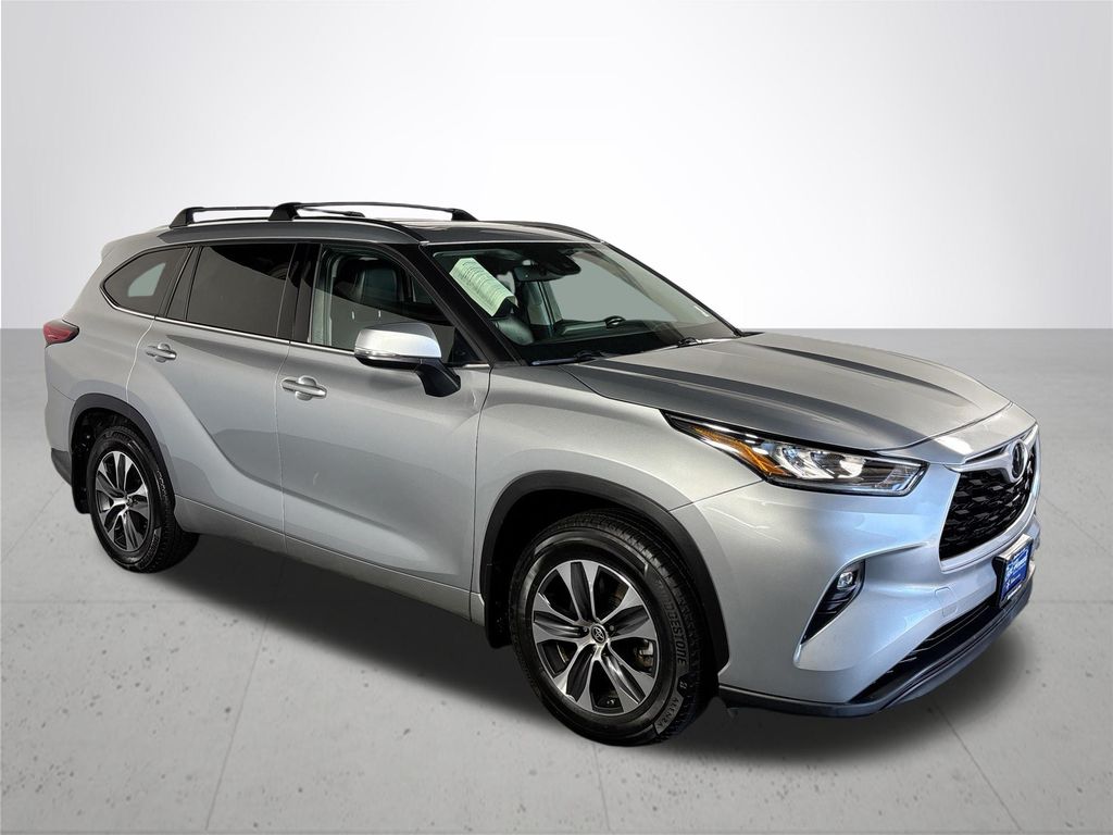 2020 Toyota Highlander XLE