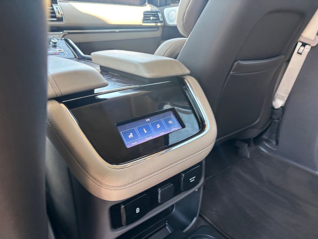 Used Car 2023 Lincoln Navigator  Reserve For Sale Under $70,000 In Austin, Texas