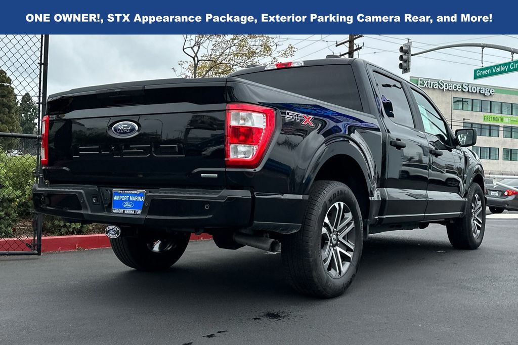 2022 Ford F-150 XL photo