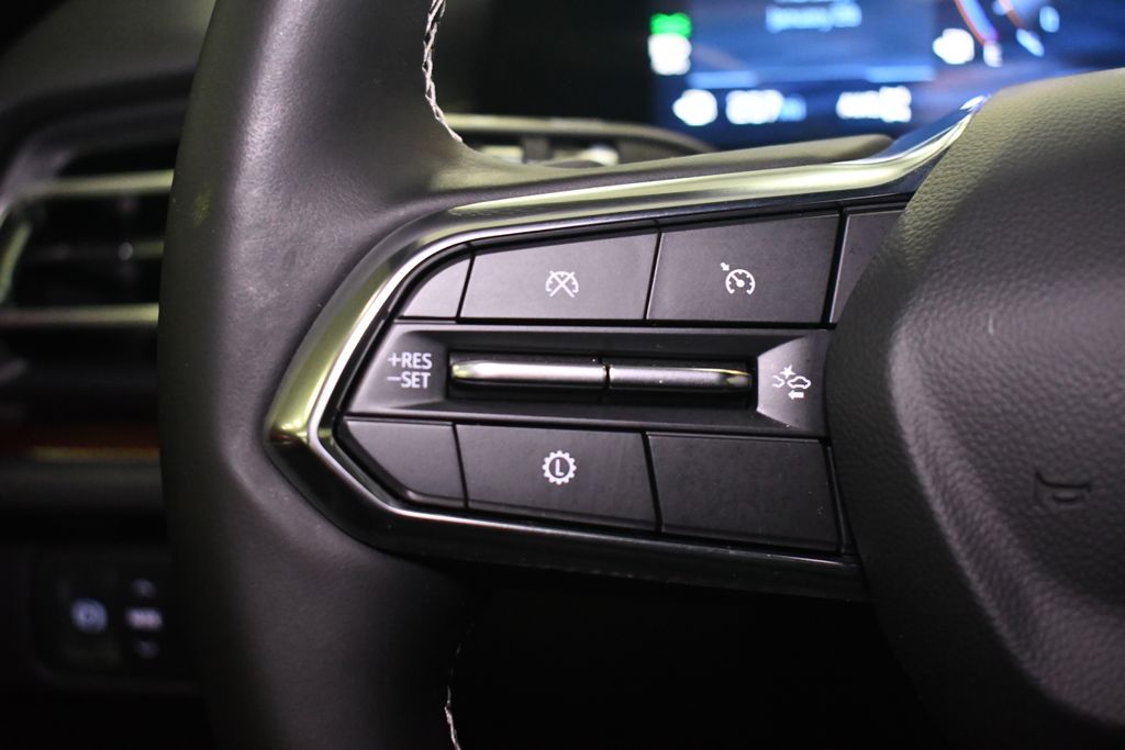 Thumbnail: 2025 Chevrolet Traverse - 21