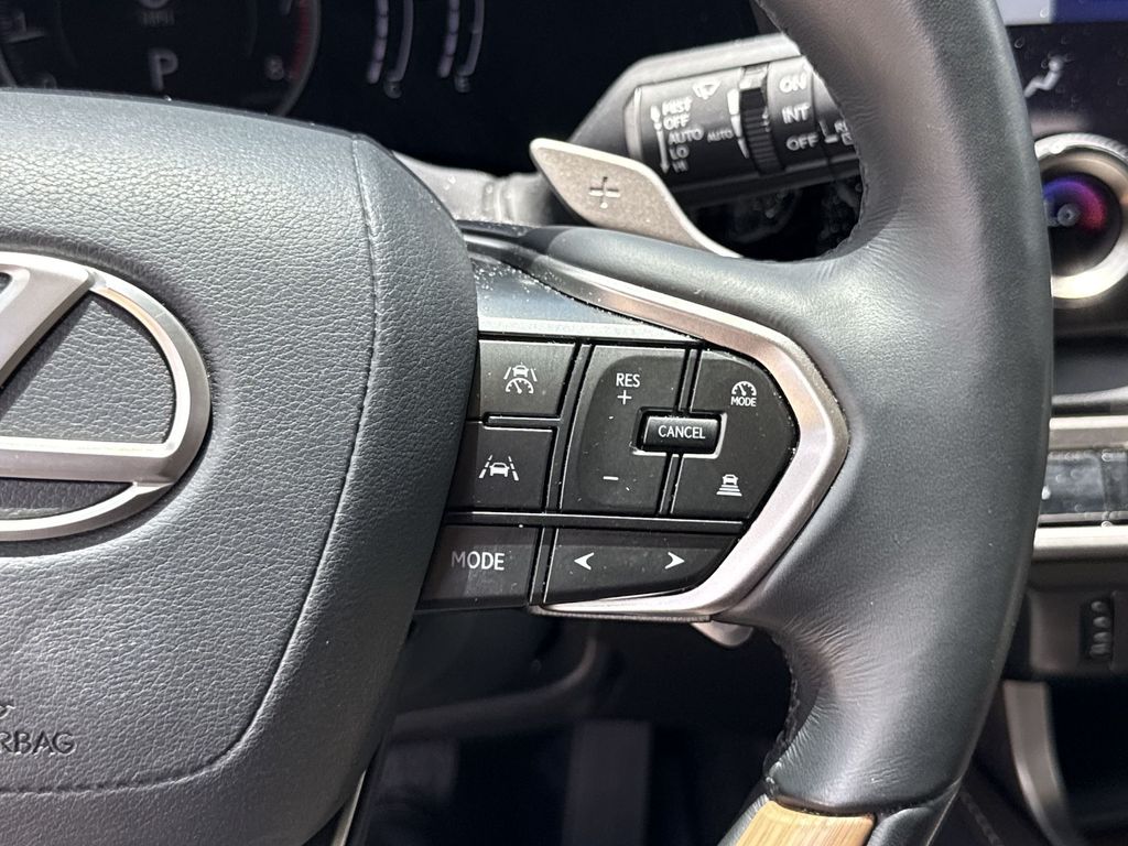 Thumbnail: 2023 Lexus RX - 27