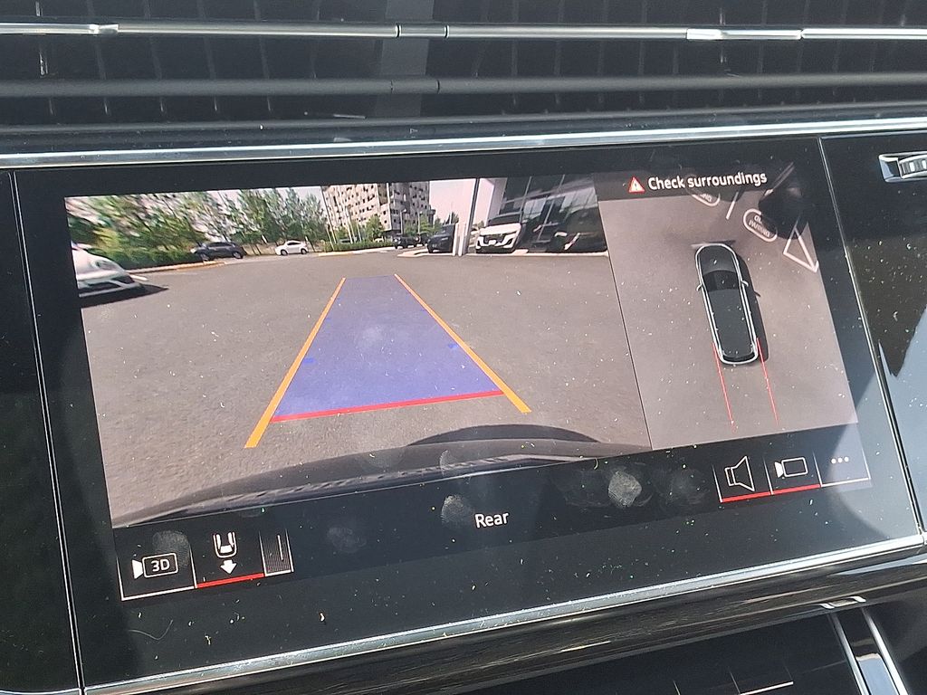 2025 Audi Q7  14