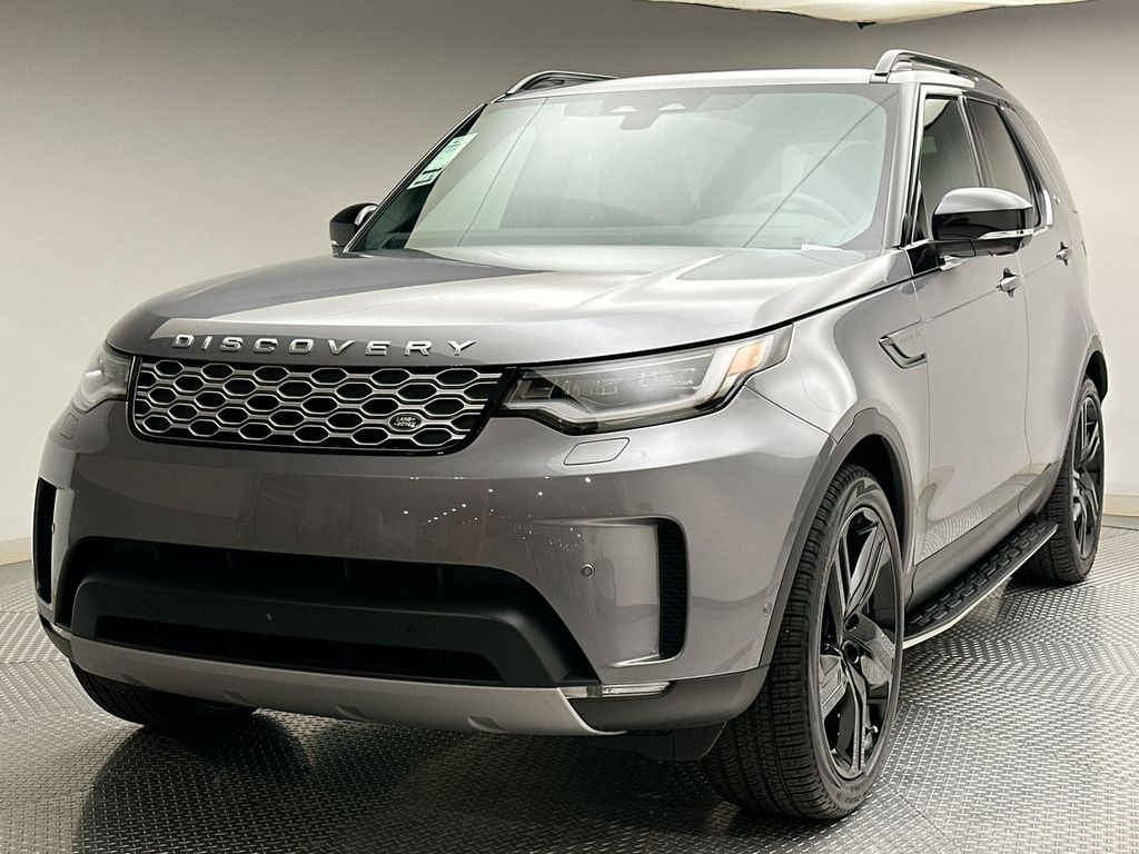 Thumbnail: 2026 Land Rover Discovery - 1