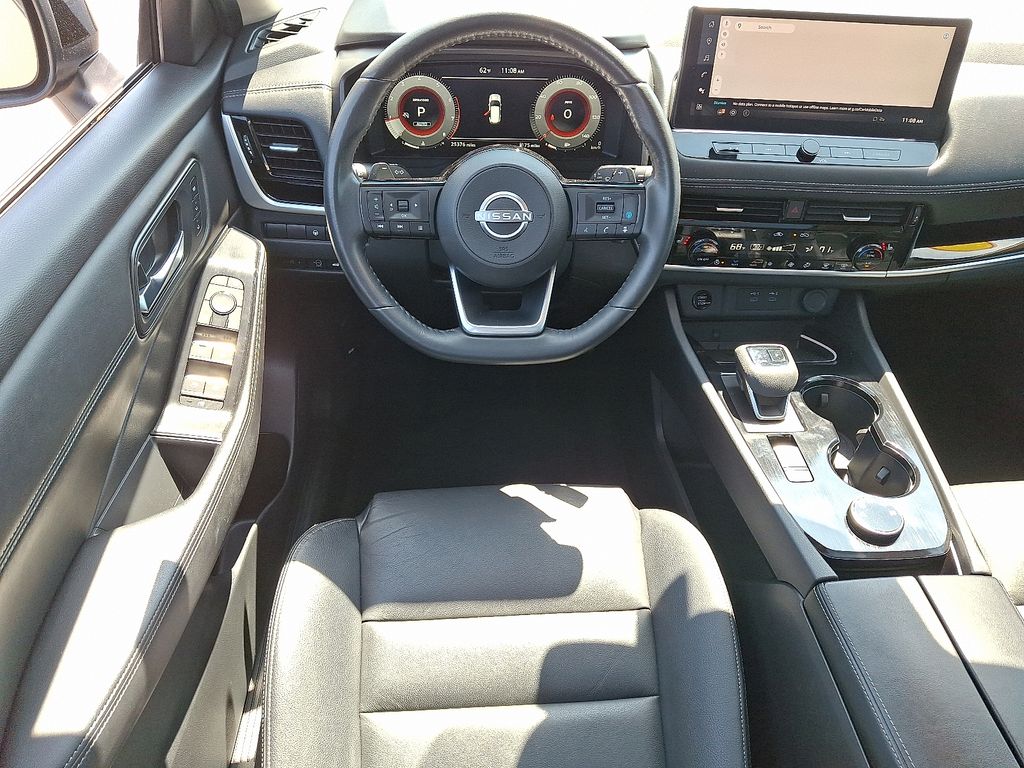 2024 Nissan Rogue — photo 12
