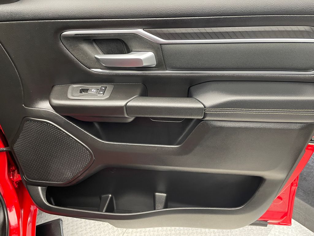 Thumbnail: 2025 RAM 1500 - 15