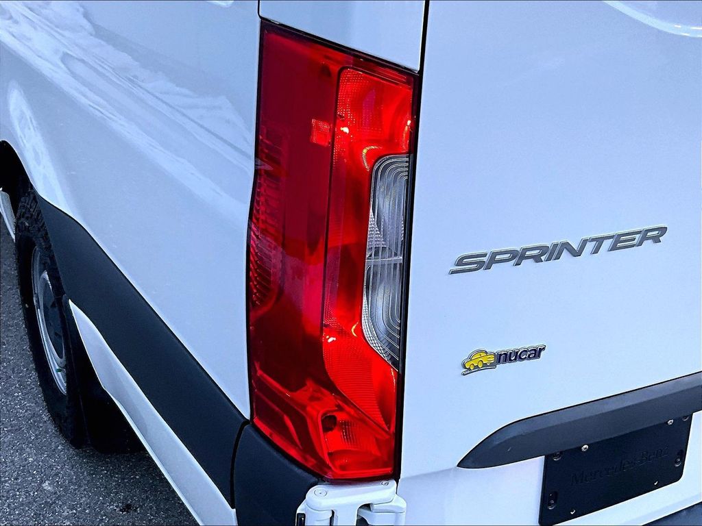 2024 Mercedes-Benz Sprinter 2500 — photo 31