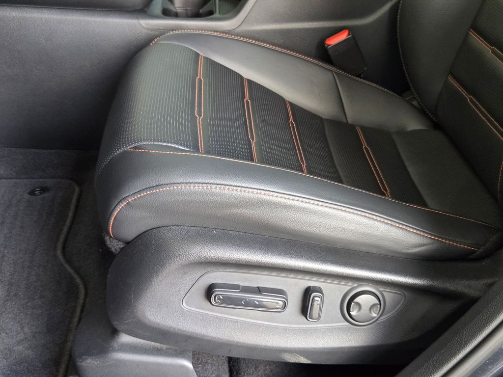 Used 2025 Honda CR-V Hybrid SUV