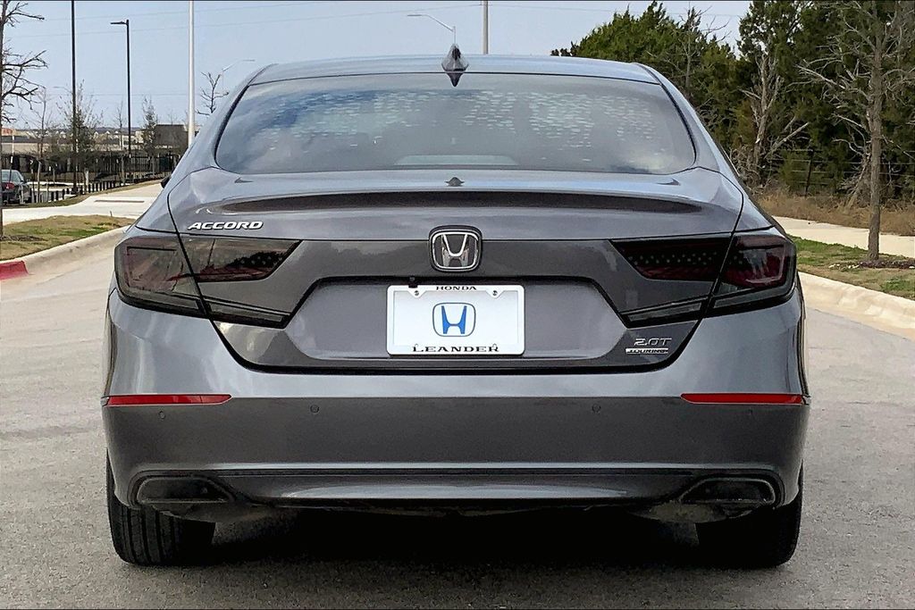 2018 Honda Accord Touring 3