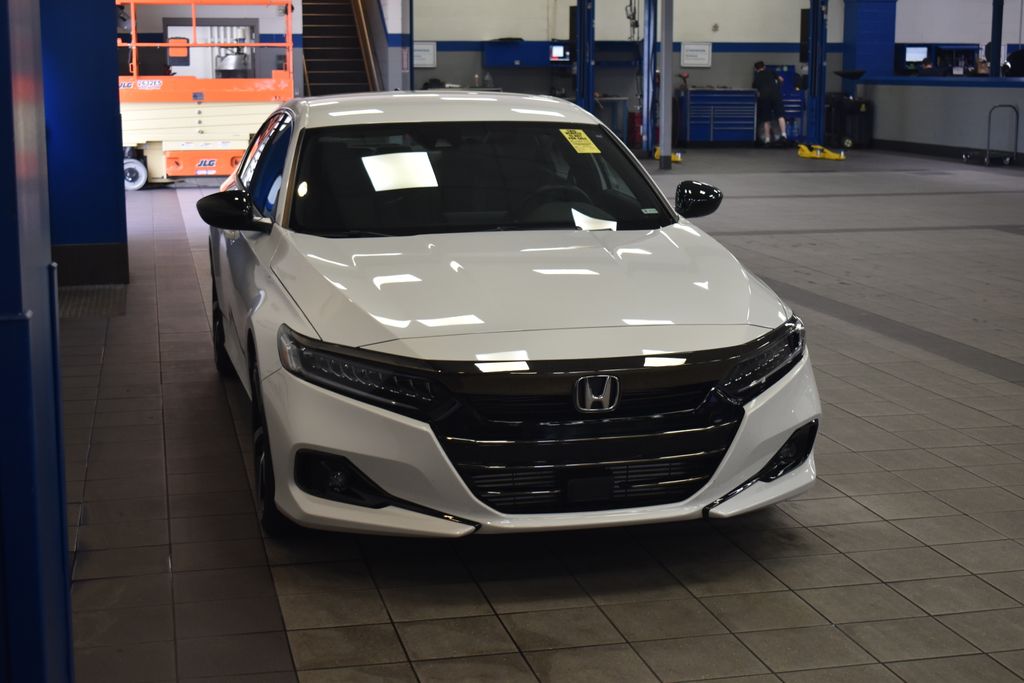 Thumbnail: 2022 Honda Accord - 3