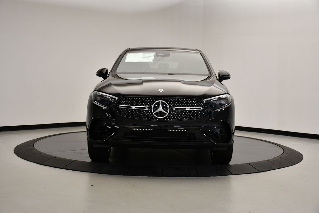 2025 Mercedes-Benz GLC 300 8