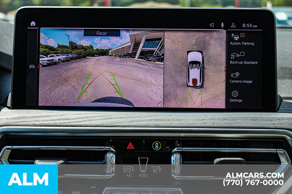 Used 2023 White BMW sDrive30i image 37