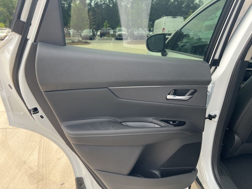 2025 Everest White Pearl Tricoat Nissan Murano SV AWD SUV