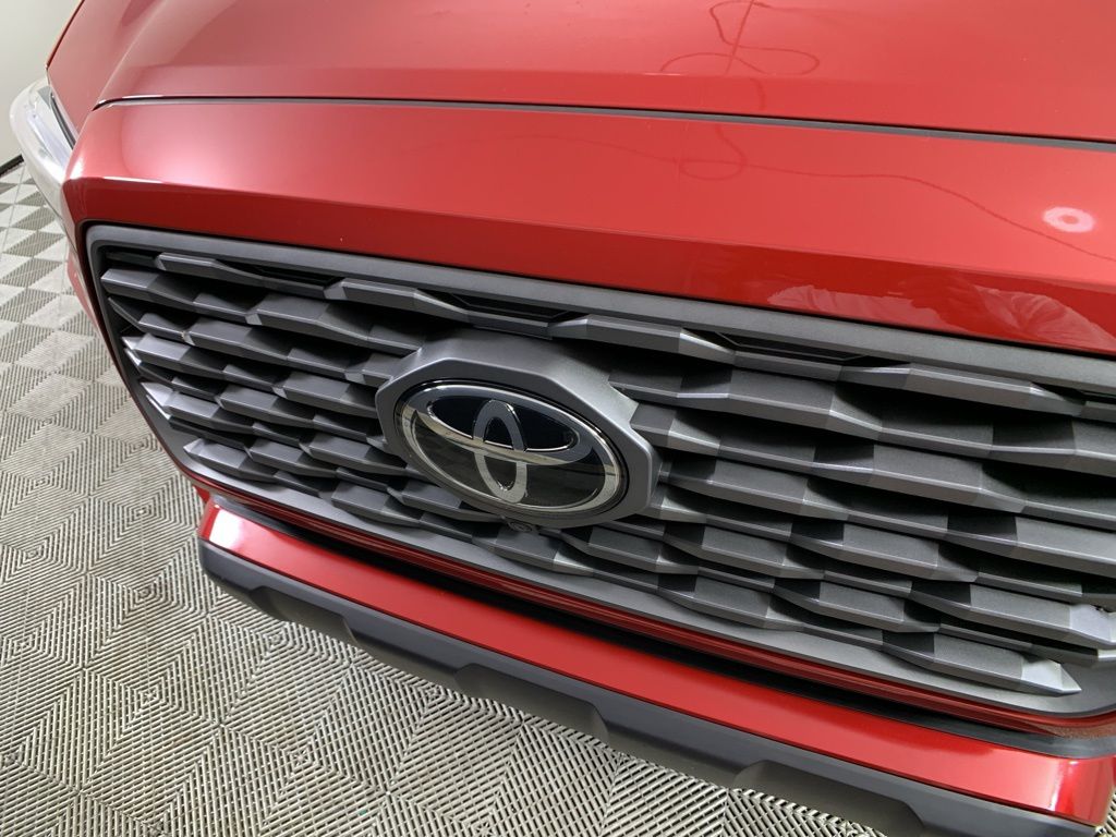 2023 Toyota Tacoma TRD Off-Road 9