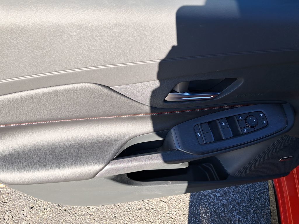 2026 Nissan Sentra SR - 10