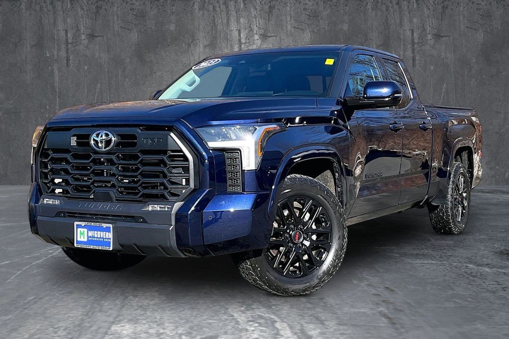 2023 Toyota Tundra SR5 Double Cab 4WD