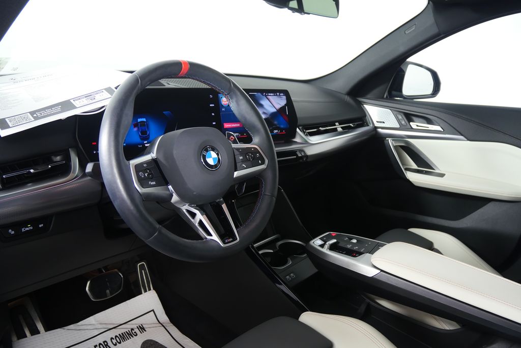 Thumbnail: 2025 BMW X2 - 13