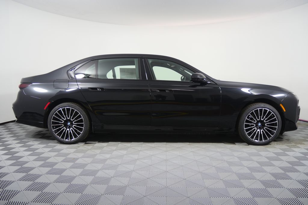 Thumbnail: 2026 BMW i7 - 2