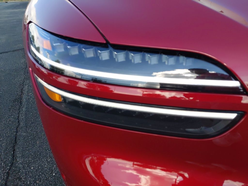 Thumbnail: 2026 Genesis GV70 - 13