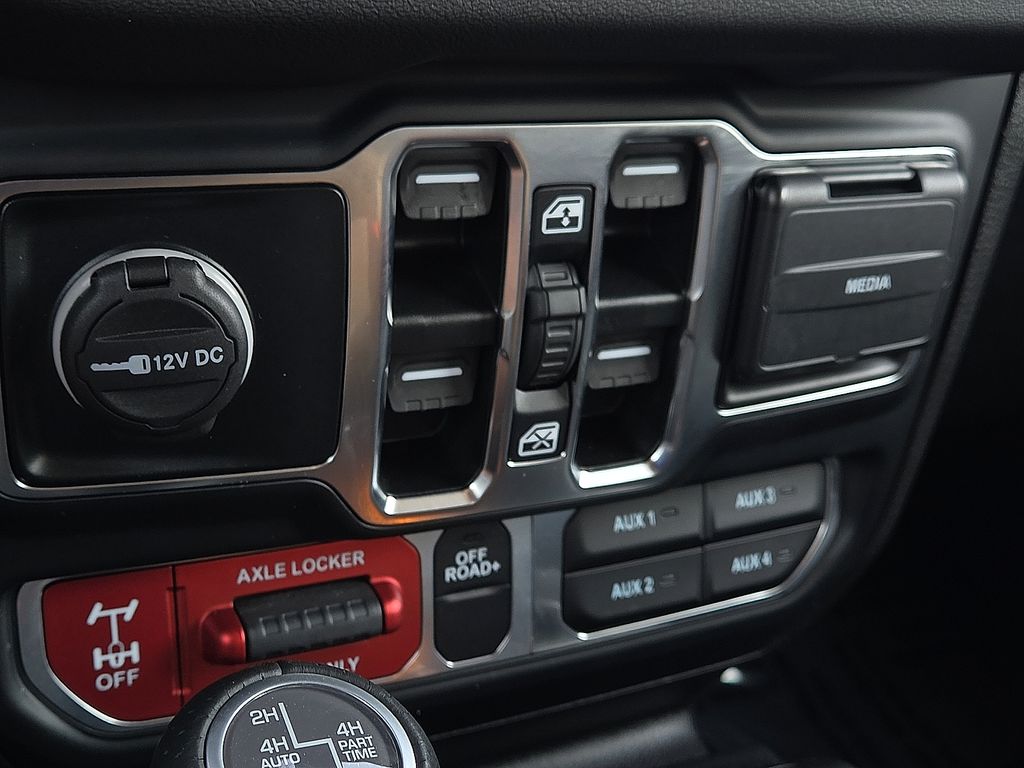 Used 2024 Jeep Gladiator Mojave For Sale in Farmington, AR