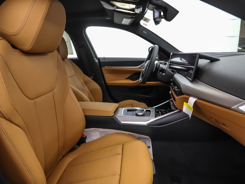 Thumbnail: 2025 BMW 4 Series - 30