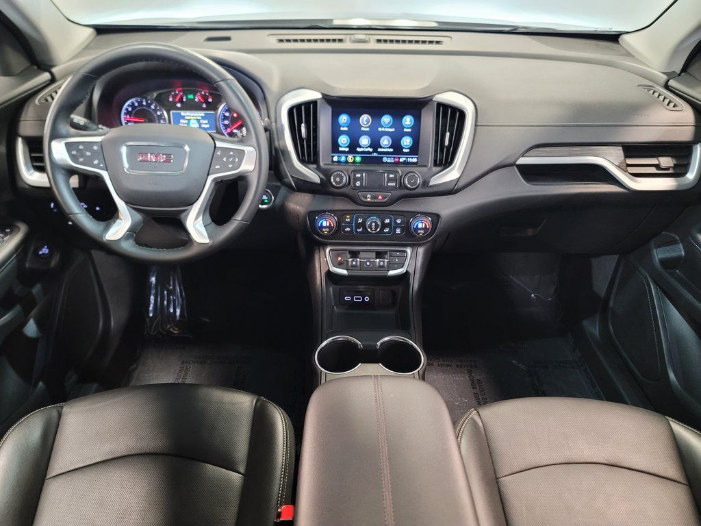 2024 GMC Terrain SLT photo