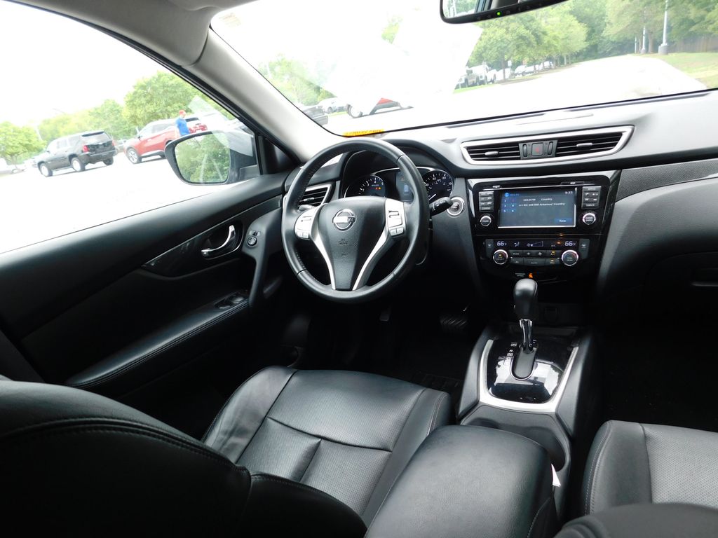 2014 Nissan Rogue SL 6