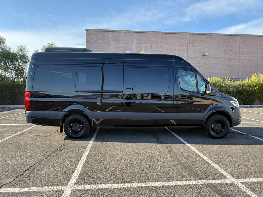 Thumbnail: 2026 Mercedes-Benz Sprinter - 4