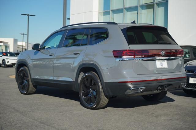 Thumbnail: 2026 Volkswagen Atlas - 3