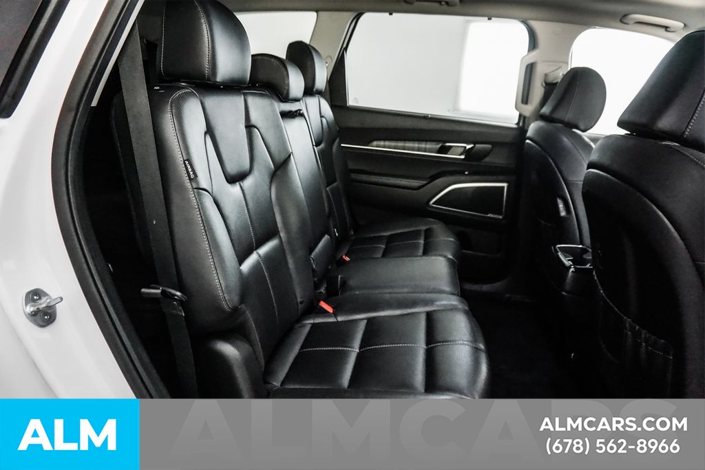 Used 2024 White Kia EX image 20
