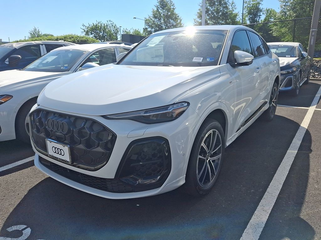 Thumbnail: 2026 Audi Q5 - 1
